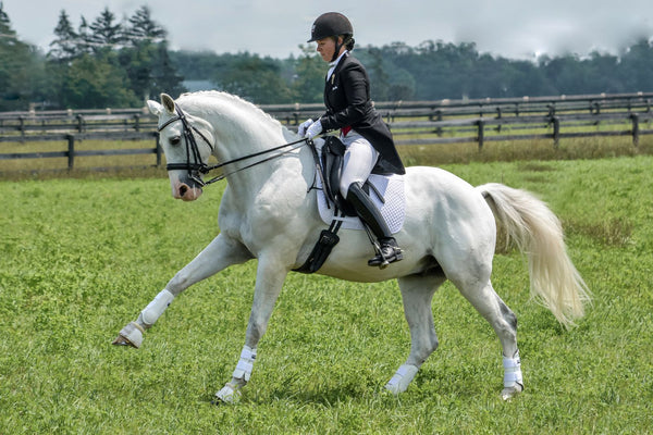 ThinLine woven wool dressage square pad